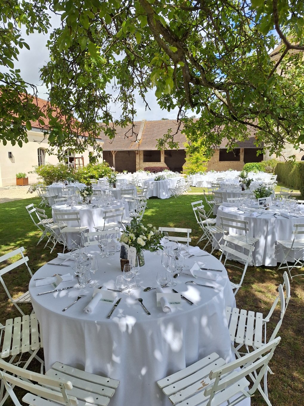 traiteur-Mariage-exterieur-Le-Clos-Barisseuse